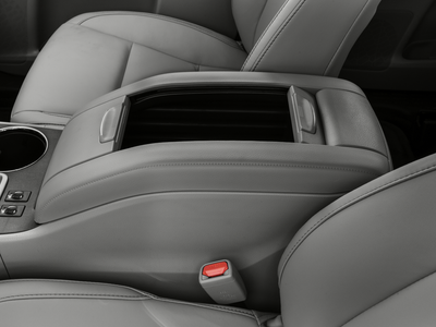 2016 Toyota HIGHLANDER XLE V6