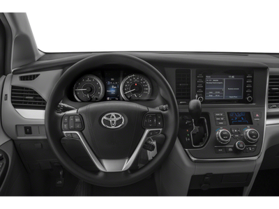 2018 Toyota SIENNA XLE 3.5L XLE