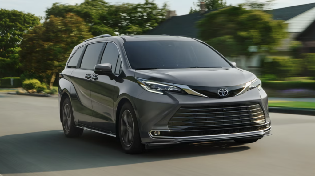 Clermont Toyota minivan 