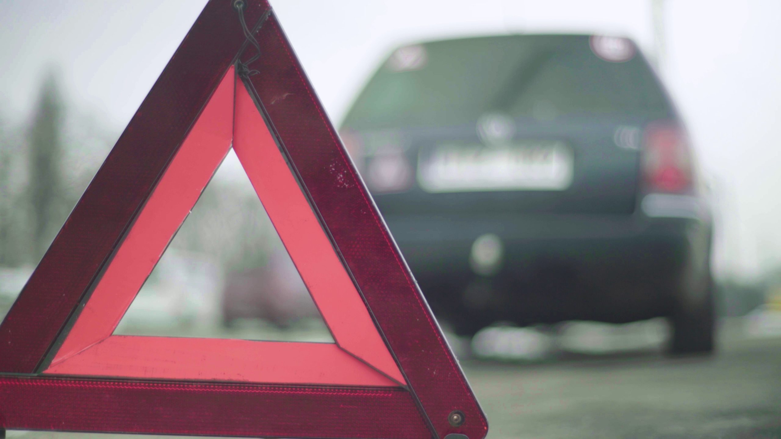 Emergency red triangle sign
