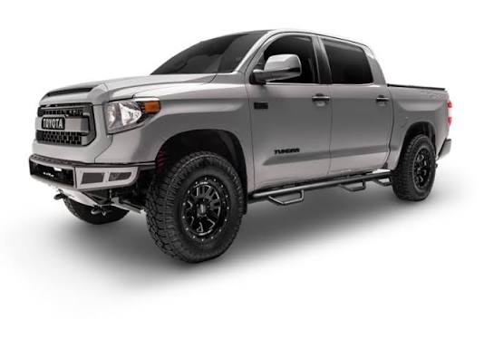 Nerf Bars on a Toyota Tundra