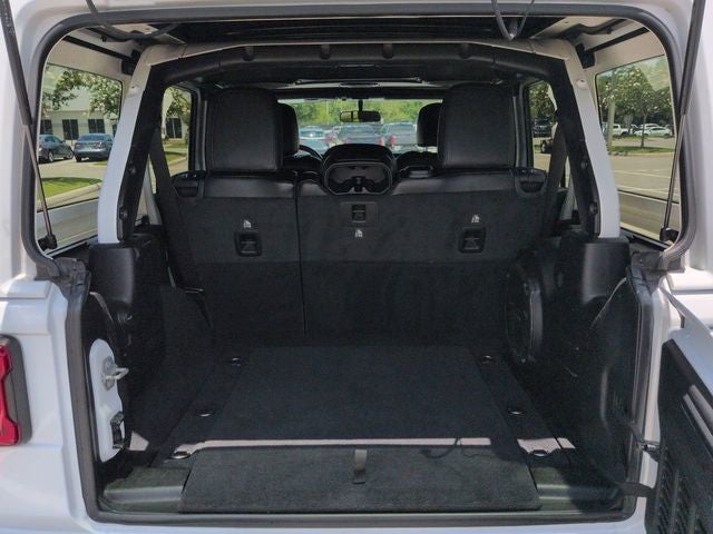 2020 Jeep Wrangler Unlimited Sahara Altitude