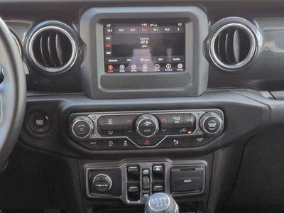 2020 Jeep Wrangler Unlimited Sahara Altitude