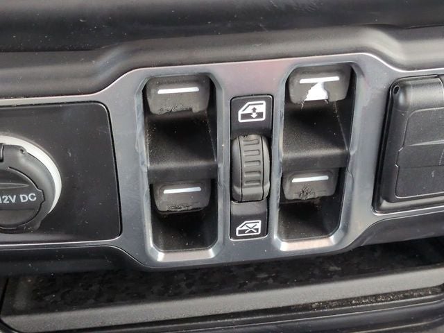 2020 Jeep Wrangler Unlimited Sahara Altitude