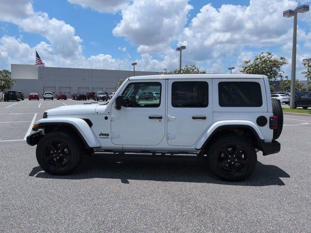 2020 Jeep Wrangler Unlimited Sahara Altitude