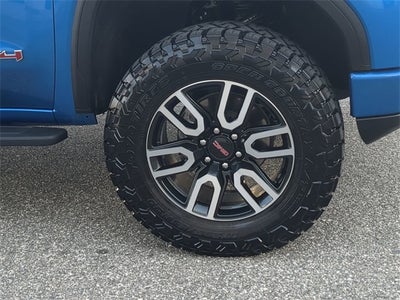 2024 GMC Sierra AT4