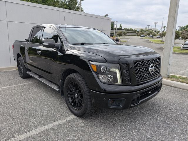 2018 Nissan Titan SV