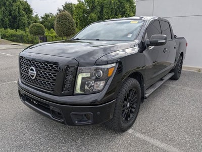 2018 Nissan Titan SV