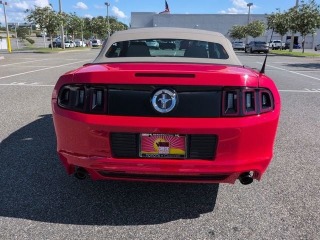 2014 Ford Mustang V6