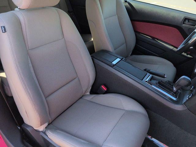 2014 Ford Mustang V6