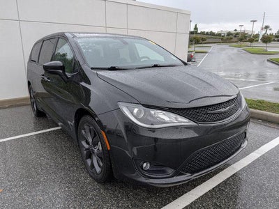 2020 Chrysler Pacifica Touring