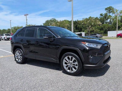 2021 Toyota RAV4 XLE Premium
