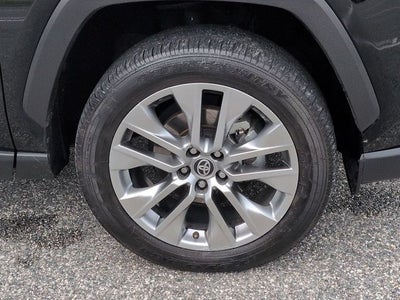 2024 Toyota RAV4 XLE Premium