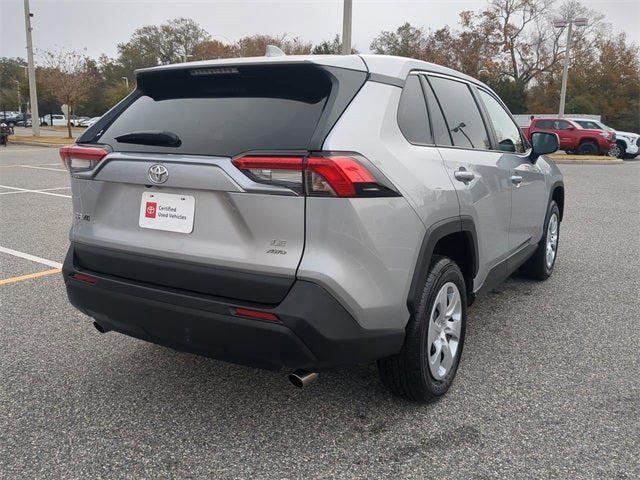 2025 Toyota RAV4 LE