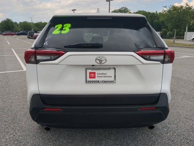 2023 Toyota RAV4 LE