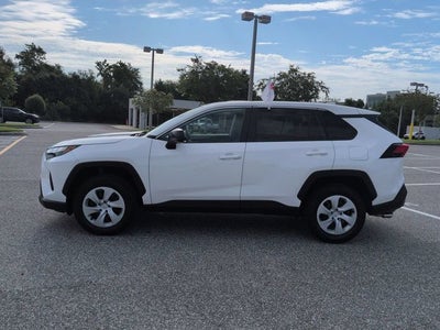 2025 Toyota RAV4 LE