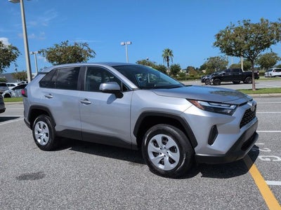 2023 Toyota RAV4 LE