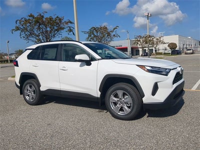 2025 Toyota RAV4 XLE