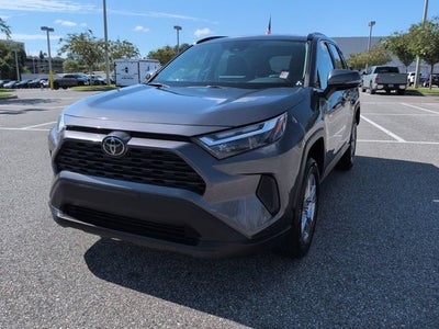 2022 Toyota RAV4 XLE