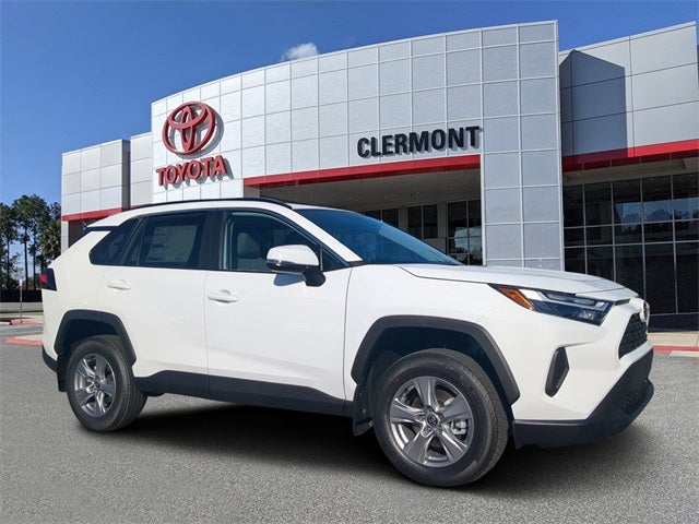 2025 Toyota RAV4 XLE