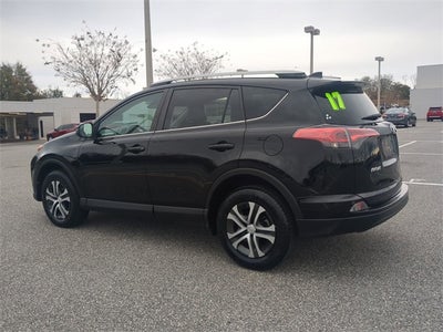 2017 Toyota RAV4 LE