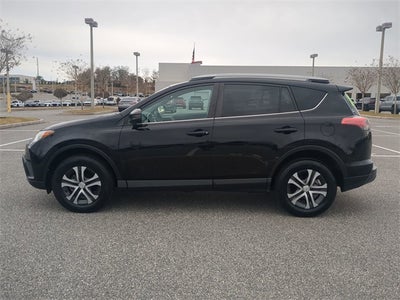 2017 Toyota RAV4 LE