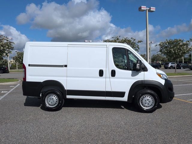 2025 RAM ProMaster 1500 Low Roof