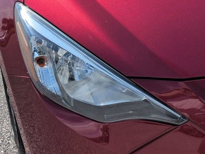 2019 Toyota Yaris LE