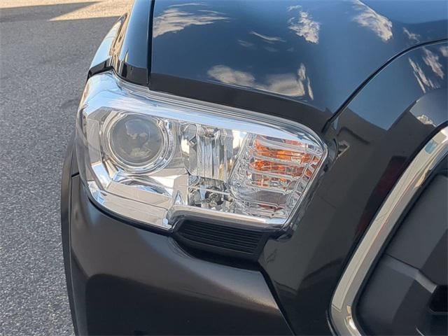 2022 Toyota TACOMA SR5 SR5 V6