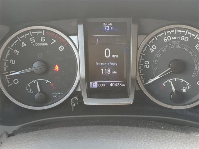 2022 Toyota TACOMA SR5 SR5 V6