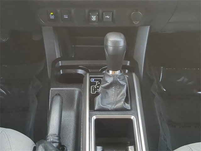 2022 Toyota TACOMA SR5 SR5 V6