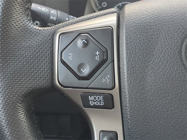 2022 Toyota TACOMA SR5 SR5 V6