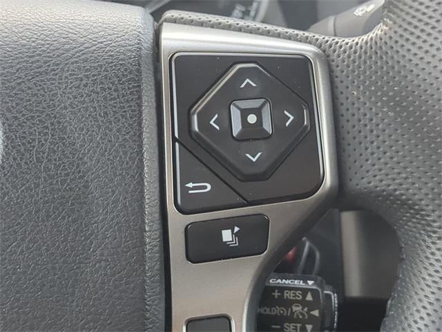 2022 Toyota TACOMA SR5 SR5 V6