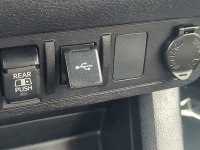 2022 Toyota TACOMA SR5 SR5 V6