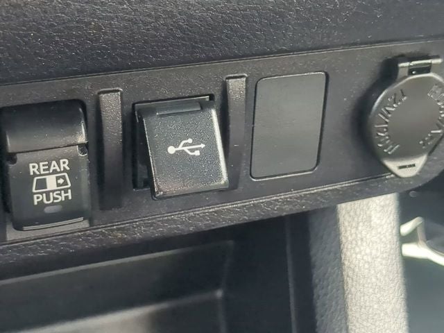 2022 Toyota TACOMA SR5 SR5 V6