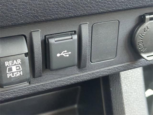 2023 Toyota TACOMA SR5 SR5 V6