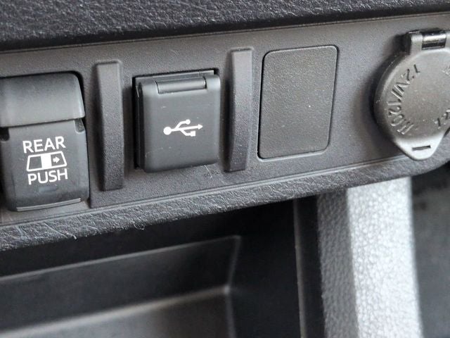 2022 Toyota TACOMA SR5 SR5 V6