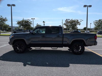 2022 Toyota TACOMA SR5 SR5 V6