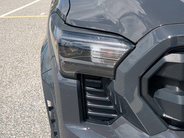 2024 Toyota TACOMA SR5 SR5