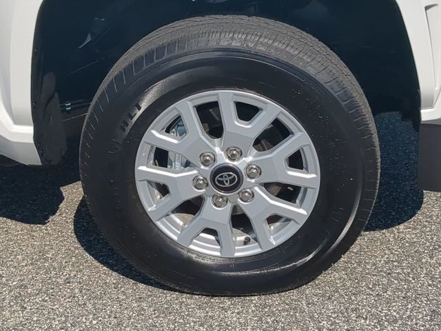 2024 Toyota TACOMA SR5 SR5