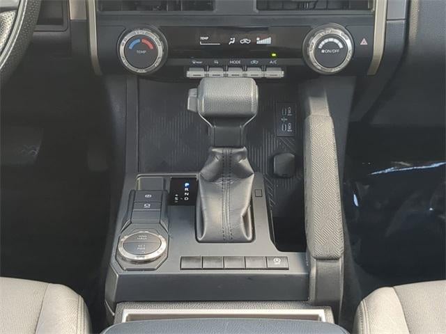 2024 Toyota TACOMA SR5 SR5