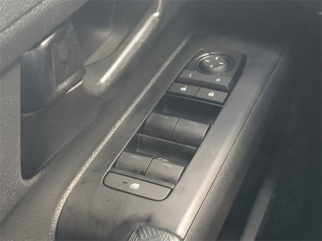 2024 Toyota TACOMA SR5 SR5