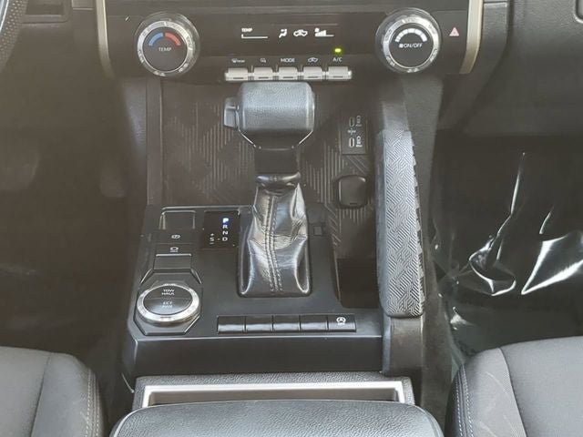 2024 Toyota TACOMA SR5 SR5