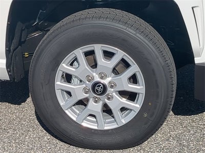 2025 Toyota Tacoma SR5