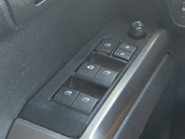 2022 Toyota TACOMA SR5 SR5 V6