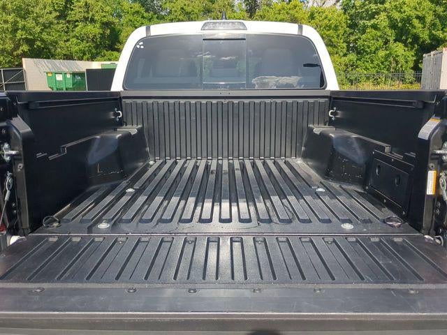 2022 Toyota TACOMA SR5 SR5 V6