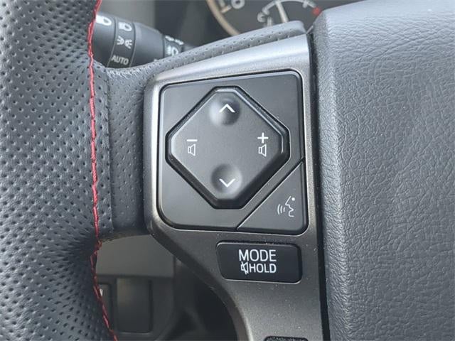 2023 Toyota TACOMA 4WD DCAB TRD Sport V6