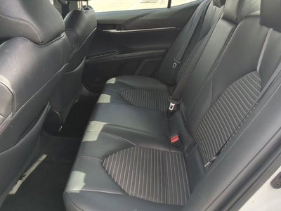 2019 Toyota CAMRY SE