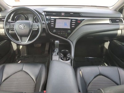 2019 Toyota CAMRY SE