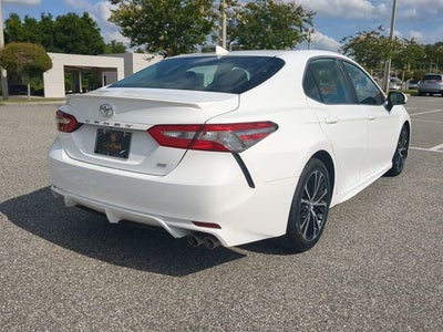 2019 Toyota CAMRY SE